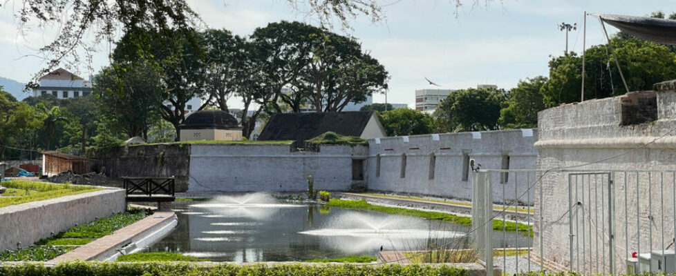 South-Moat-Fountains